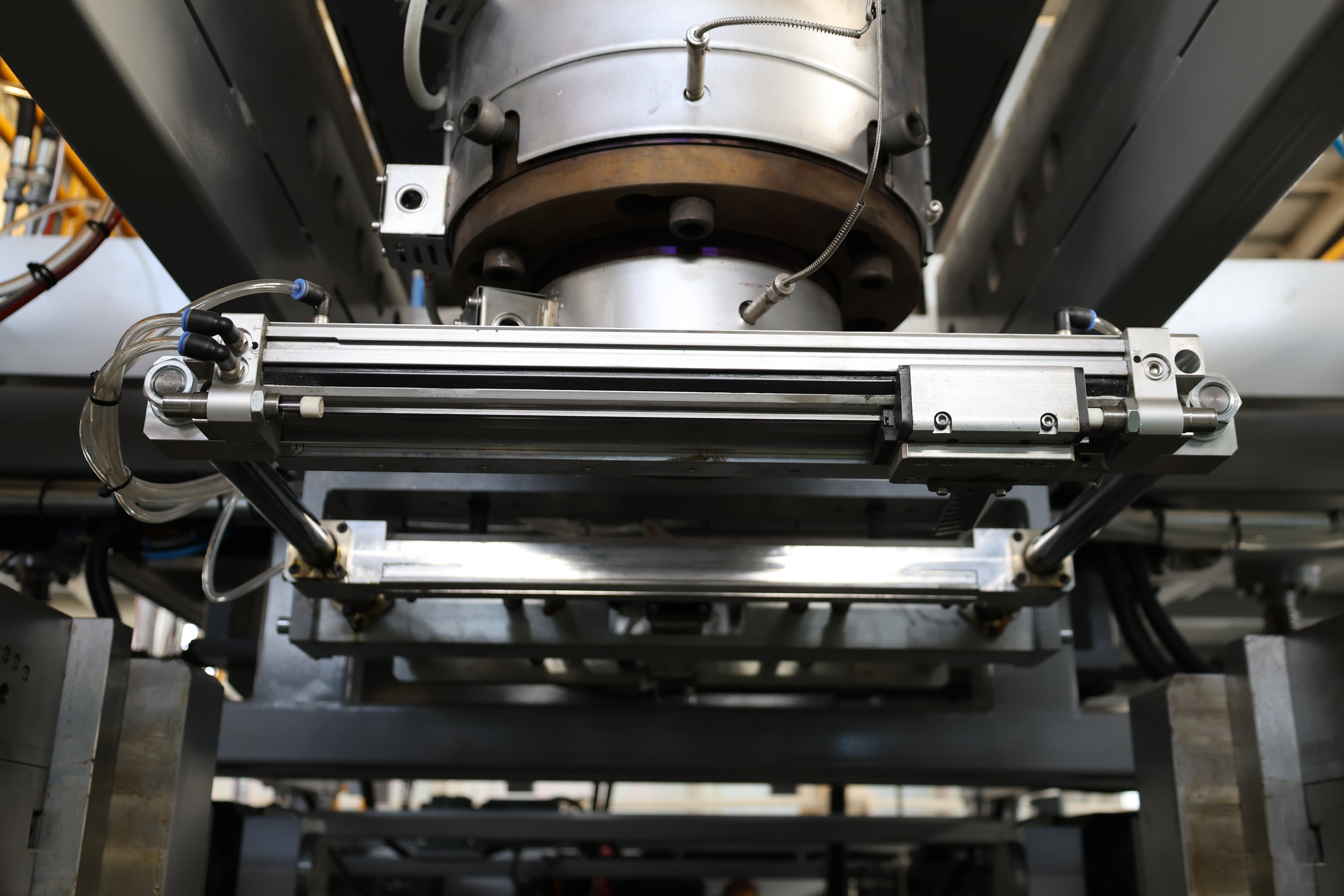 30L Double station Blow Molding Machine for chemical packaging 