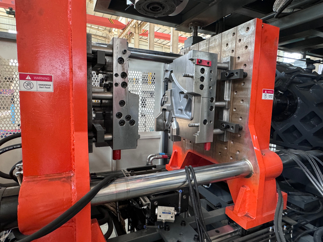 Plastic Bottles And Jars Blow Molding Mould ,Hollow Plastic Blow Molding Mould